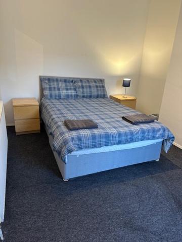 Luton Home Near Airport Private & Shared Bathroom Option Eksteriør bilde